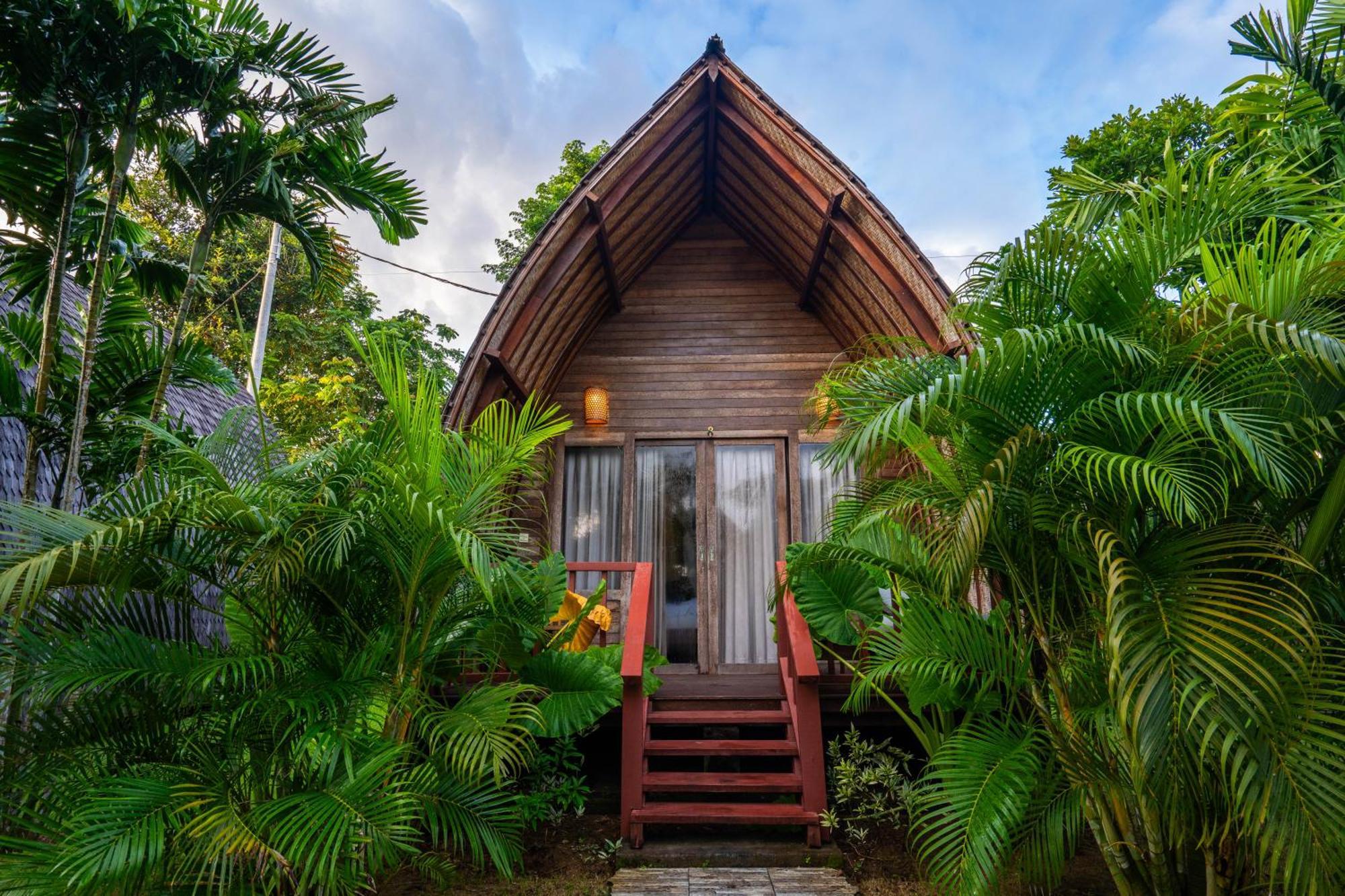 Lumbung Bukit Resort Uluwatu Exterior photo