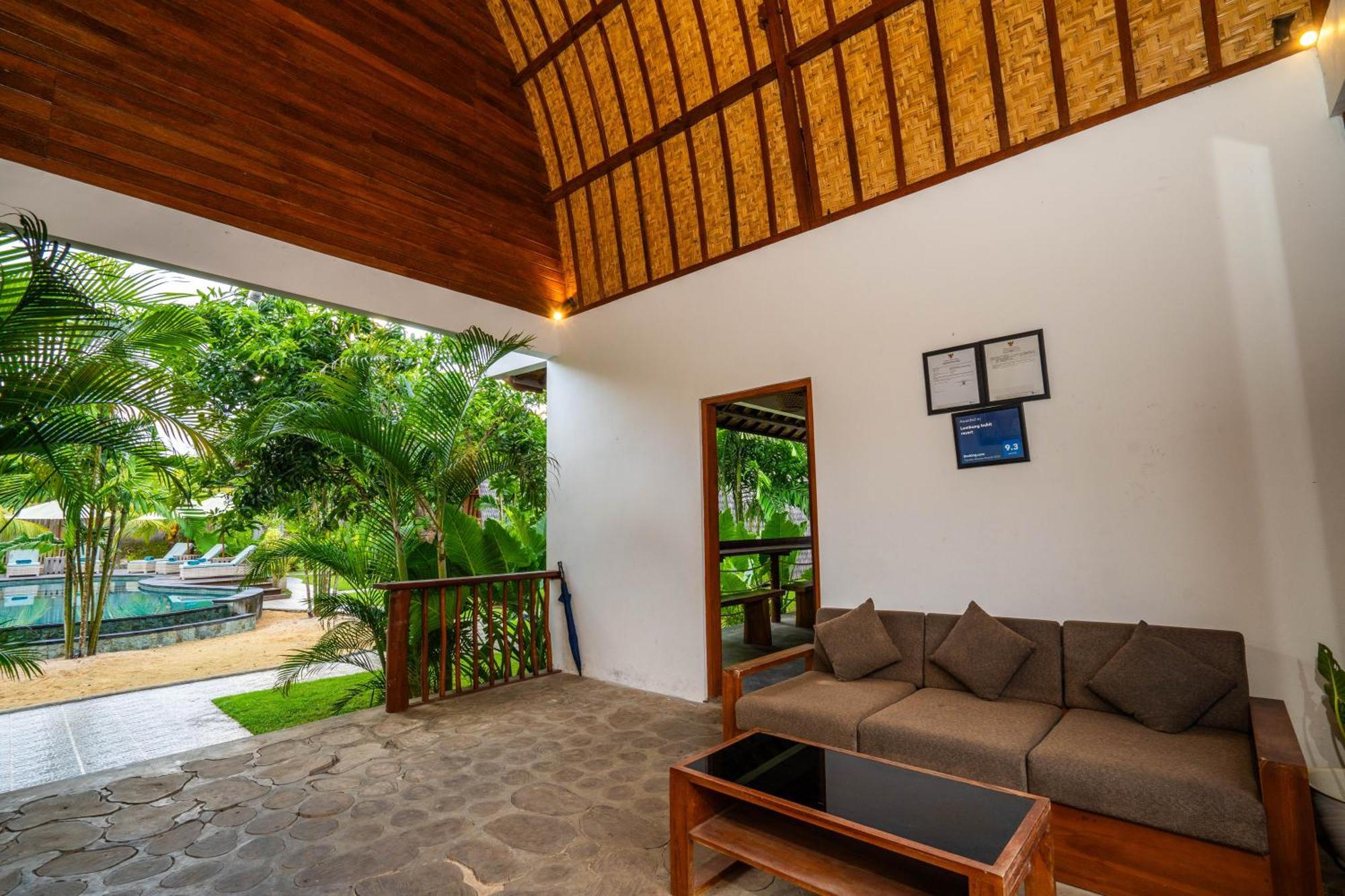 Lumbung Bukit Resort Uluwatu Exterior photo